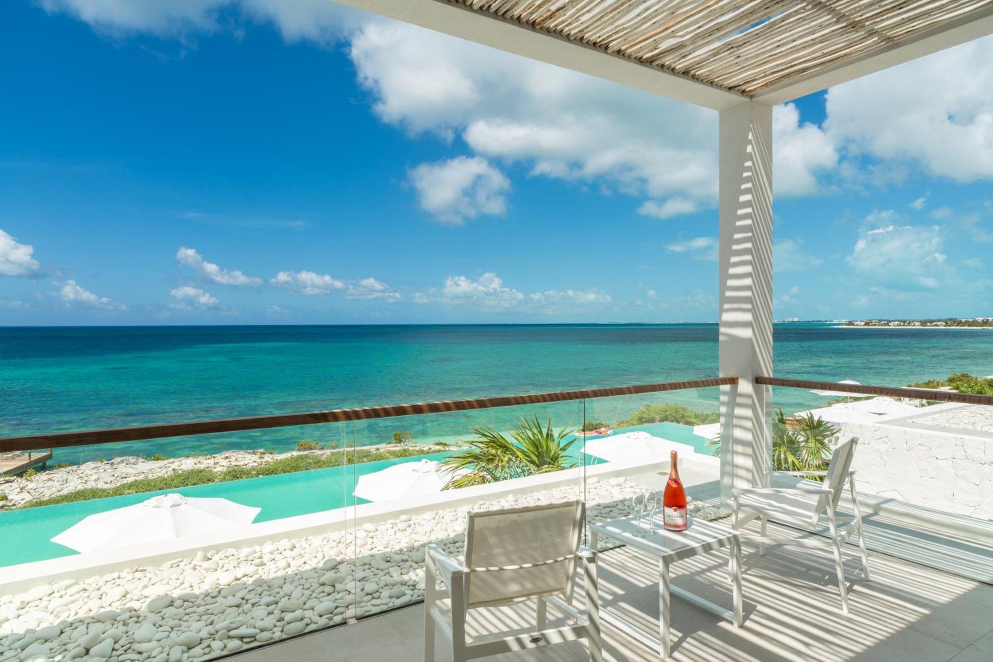 Rock House Hotel Turtle Cove Exterior photo