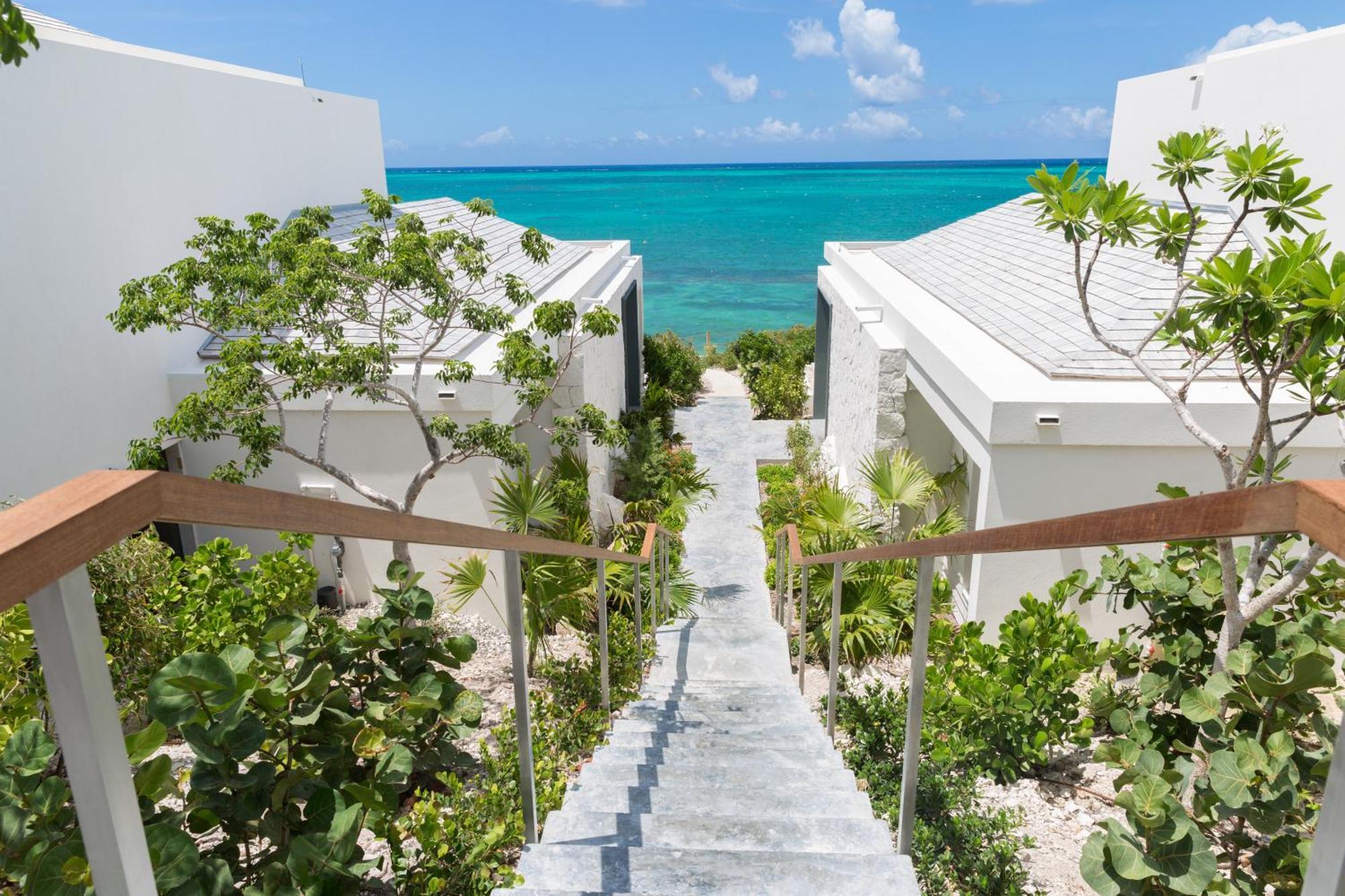 Rock House Hotel Turtle Cove Exterior photo